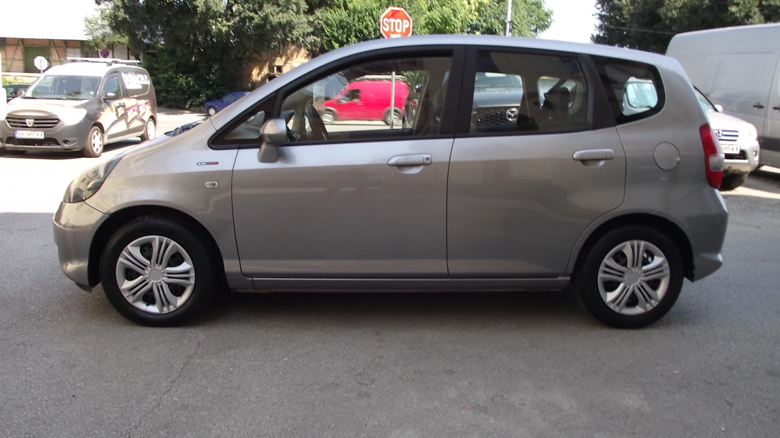 Honda Jazz 1.4.i.86.k.c.Газ.Бензин., снимка 6 - Автомобили и джипове - 55570346