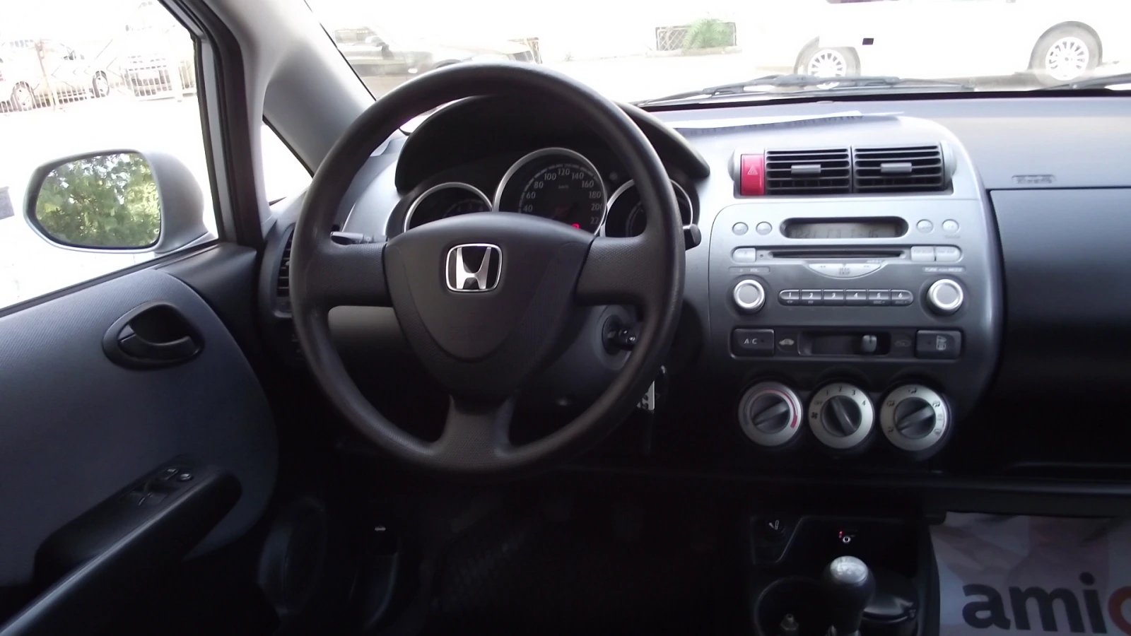 Honda Jazz 1.3.i.82.k.c.Газ.Бензин., снимка 10 - Автомобили и джипове - 55570346