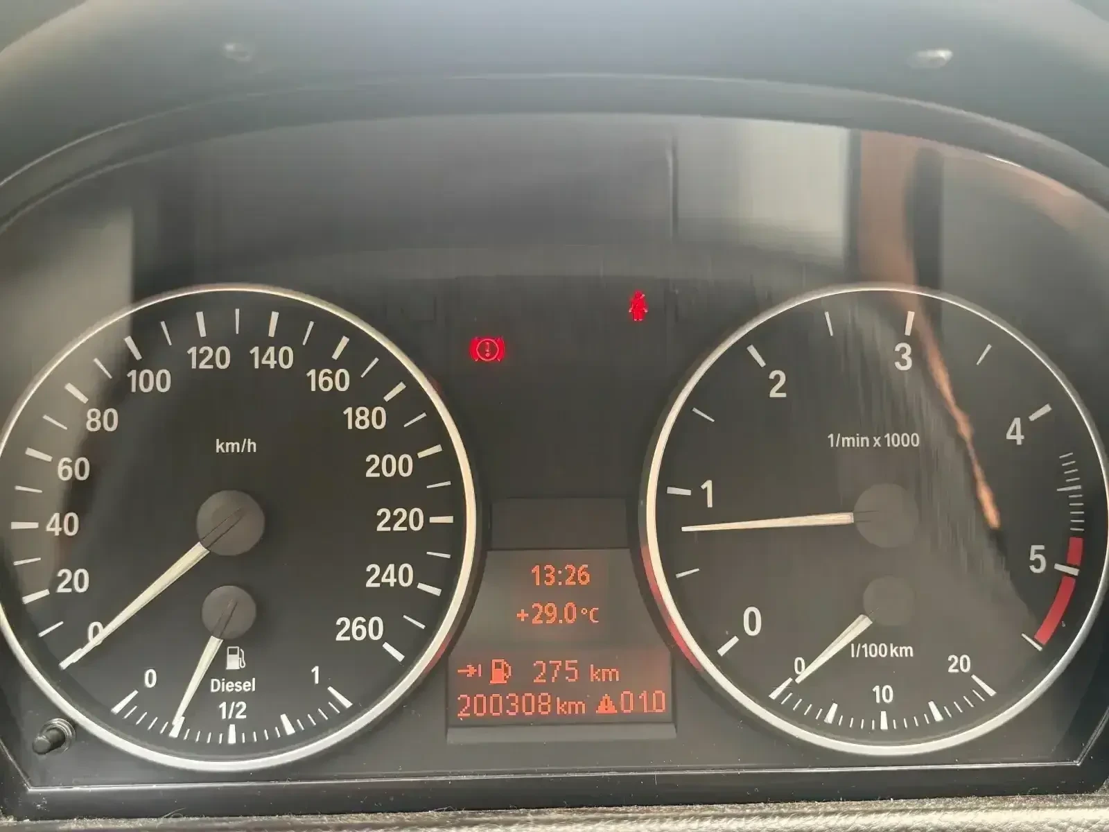 BMW 320, снимка 7 - Автомобили и джипове - 55787992