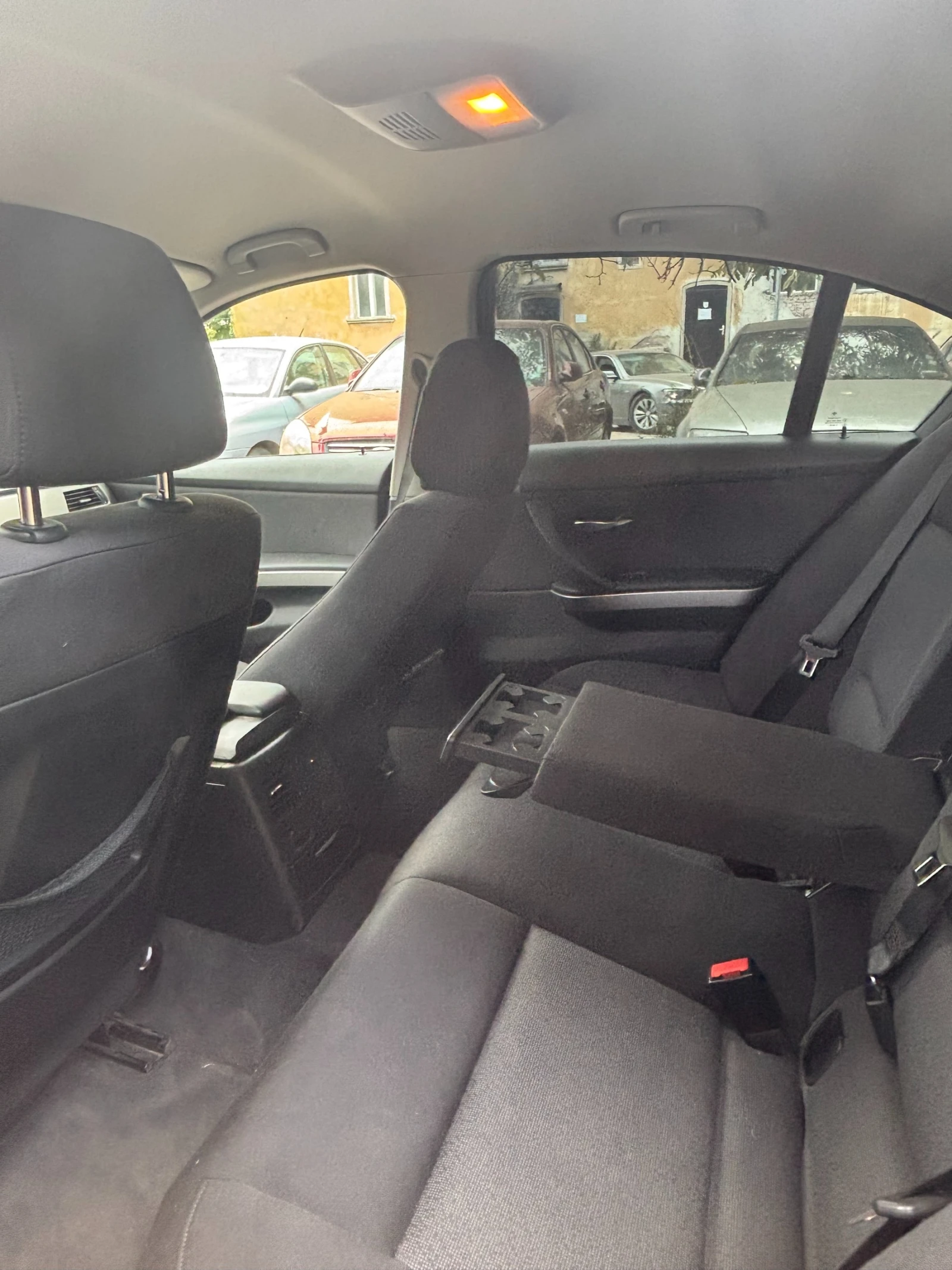 BMW 320, снимка 13 - Автомобили и джипове - 55787992