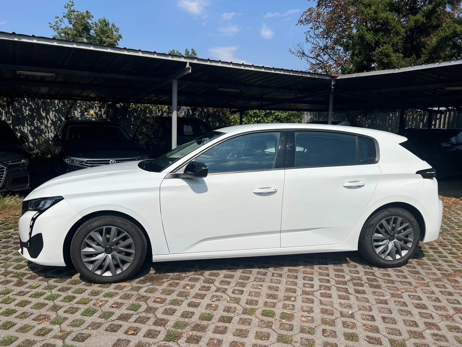 Peugeot 308 1.2 6M/T, снимка 3 - Автомобили и джипове - 55799412