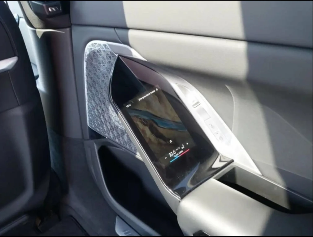 BMW i7 xDRV60/544HP/M-SPORT PRO/B&W/TV/360/345hAS | Mobile.bg � ����������� 10
