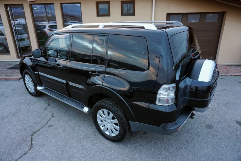 Mitsubishi Pajero 3.2DI-D INSTYLE AUTO, снимка 4 - Автомобили и джипове - 37774907