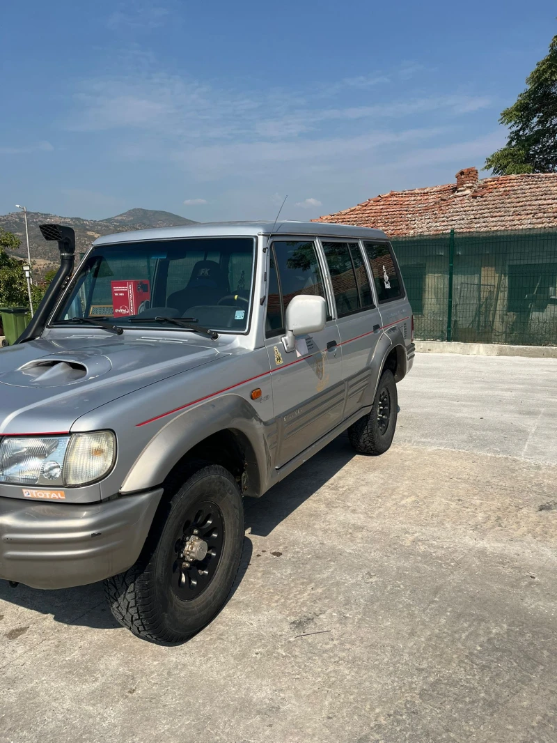 Hyundai Galloper 2.5, снимка 8 - Автомобили и джипове - 47098022