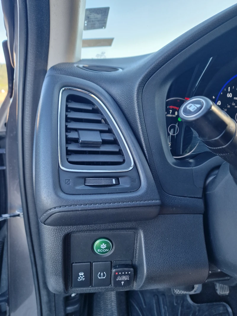 Honda Hr-v CVT, AWD, 1.8, ГАЗ, снимка 6 - Автомобили и джипове - 52532146