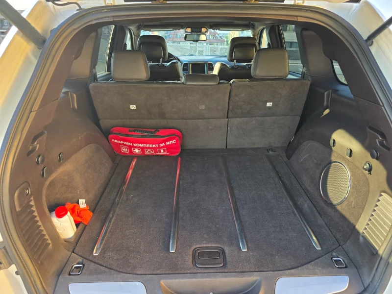 Jeep Grand cherokee 5.7 HEMI SUMMIT, снимка 9 - Автомобили и джипове - 52420047