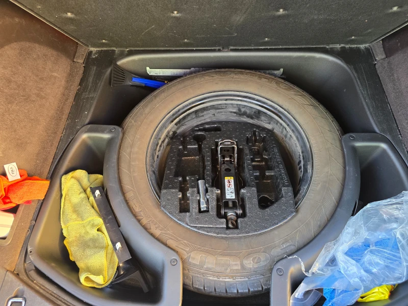 Jeep Grand cherokee 5.7 HEMI SUMMIT, снимка 10 - Автомобили и джипове - 52420047