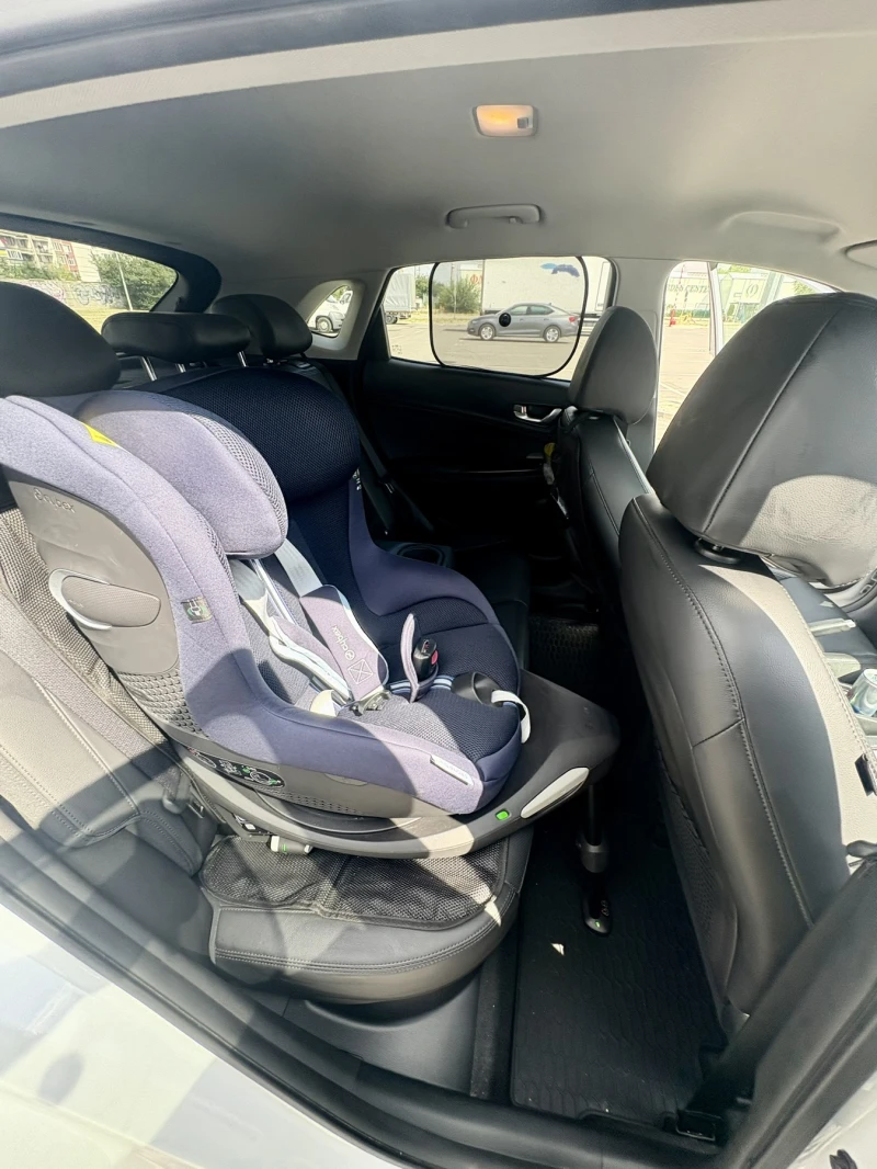 Hyundai Kona 1.6 TGDI, снимка 15 - Автомобили и джипове - 51581351