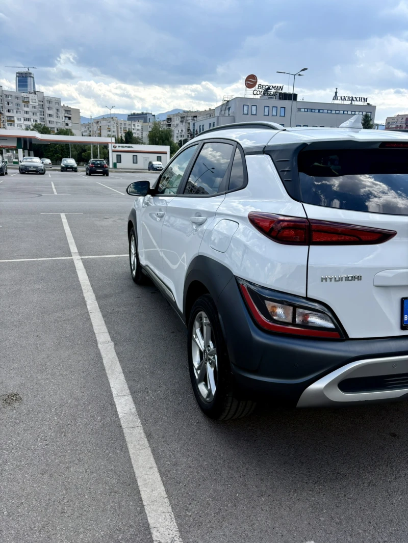 Hyundai Kona 1.6 TGDI, снимка 4 - Автомобили и джипове - 51581351