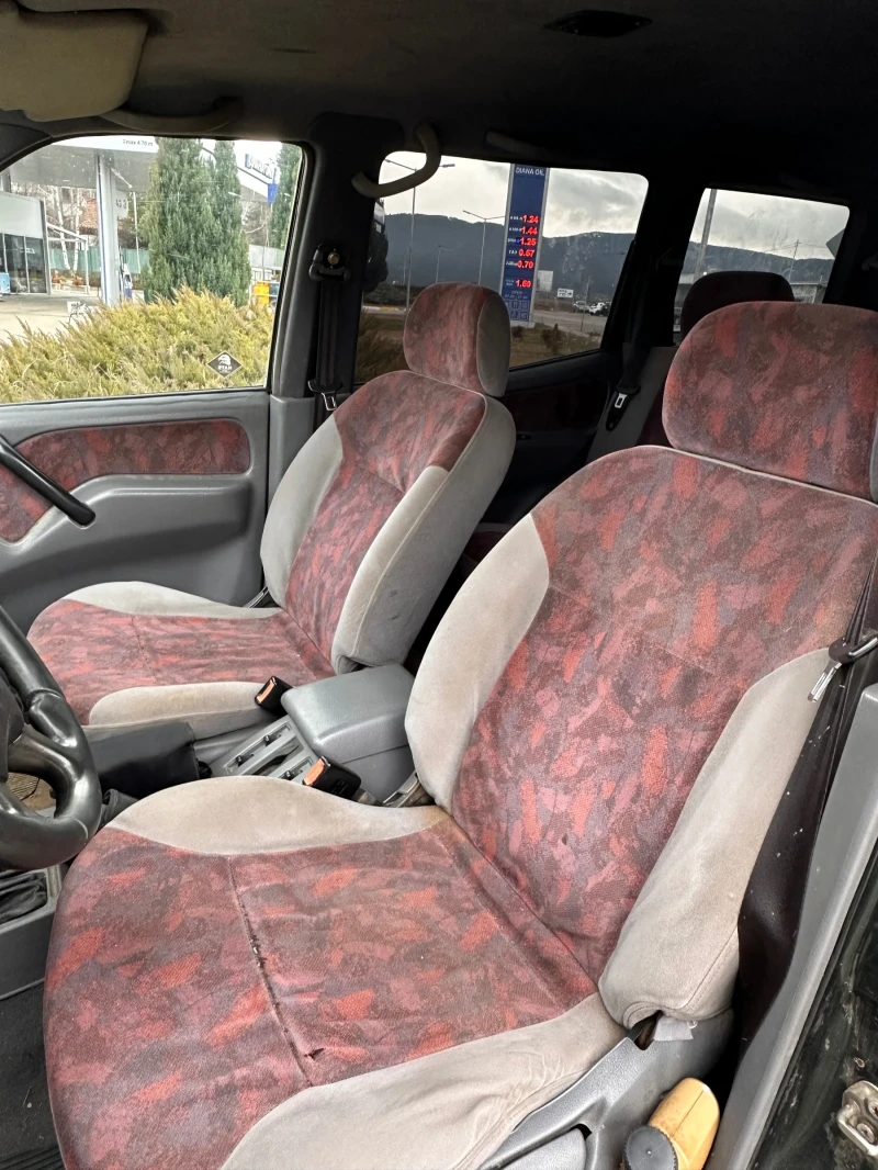 Nissan Terrano 2.7 TDI, снимка 6 - Автомобили и джипове - 53000505