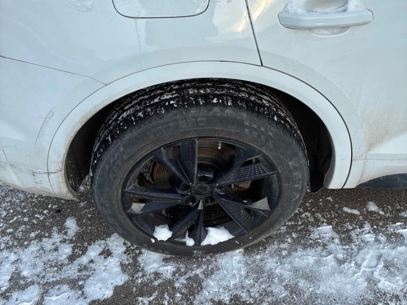 Audi Q5 * Progressiv * CARFAX * БЕЗ ПЪРВОНАЧАЛНА ВНОСКА, снимка 15 - Автомобили и джипове - 52990523