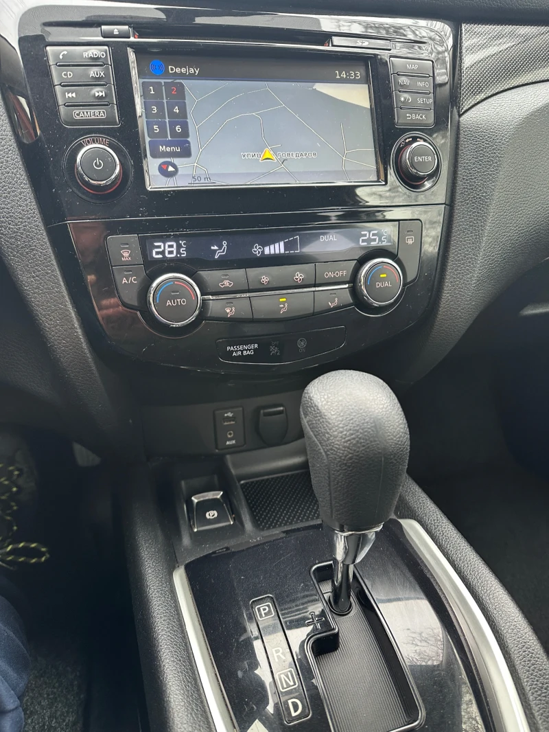 Nissan X-trail 1.6DCI 7места , снимка 16 - Автомобили и джипове - 53341479