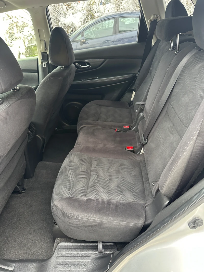 Nissan X-trail 1.6DCI 7места , снимка 10 - Автомобили и джипове - 53341479