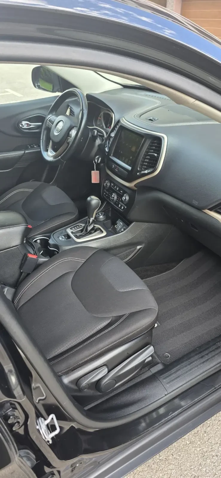 Jeep Cherokee | Mobile.bg   12