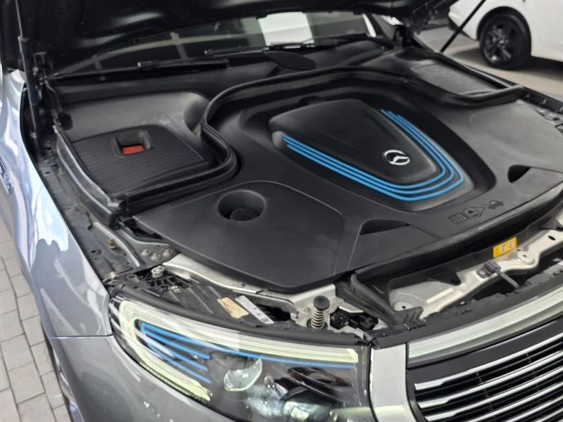 Mercedes-Benz EQC M780, снимка 6 - Автомобили и джипове - 56651434