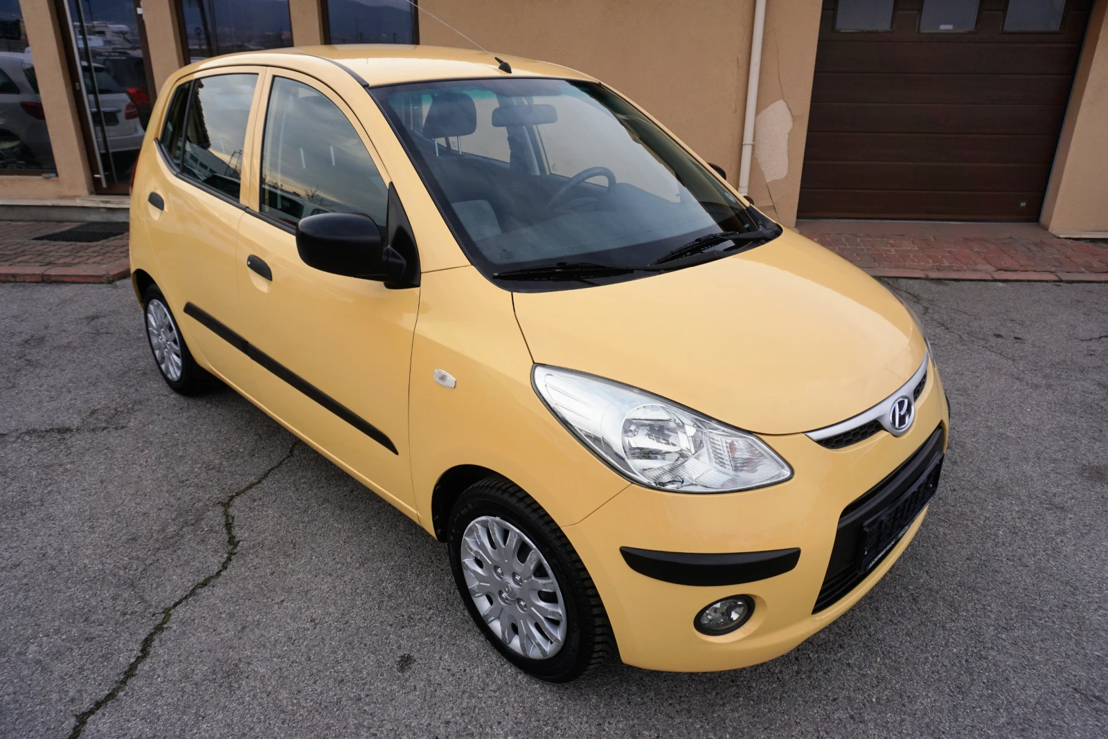 Hyundai I10 1.1 STYLE GPL - изображение 2