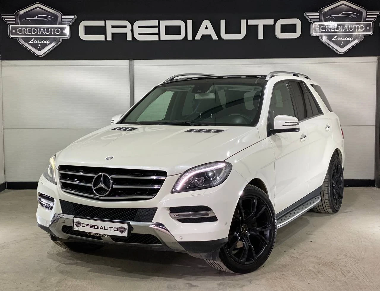 Mercedes-Benz ML 350 CDI BLUETEC 4MATIC * PANORAMA* NAVI* CAMERA*  - [1] 