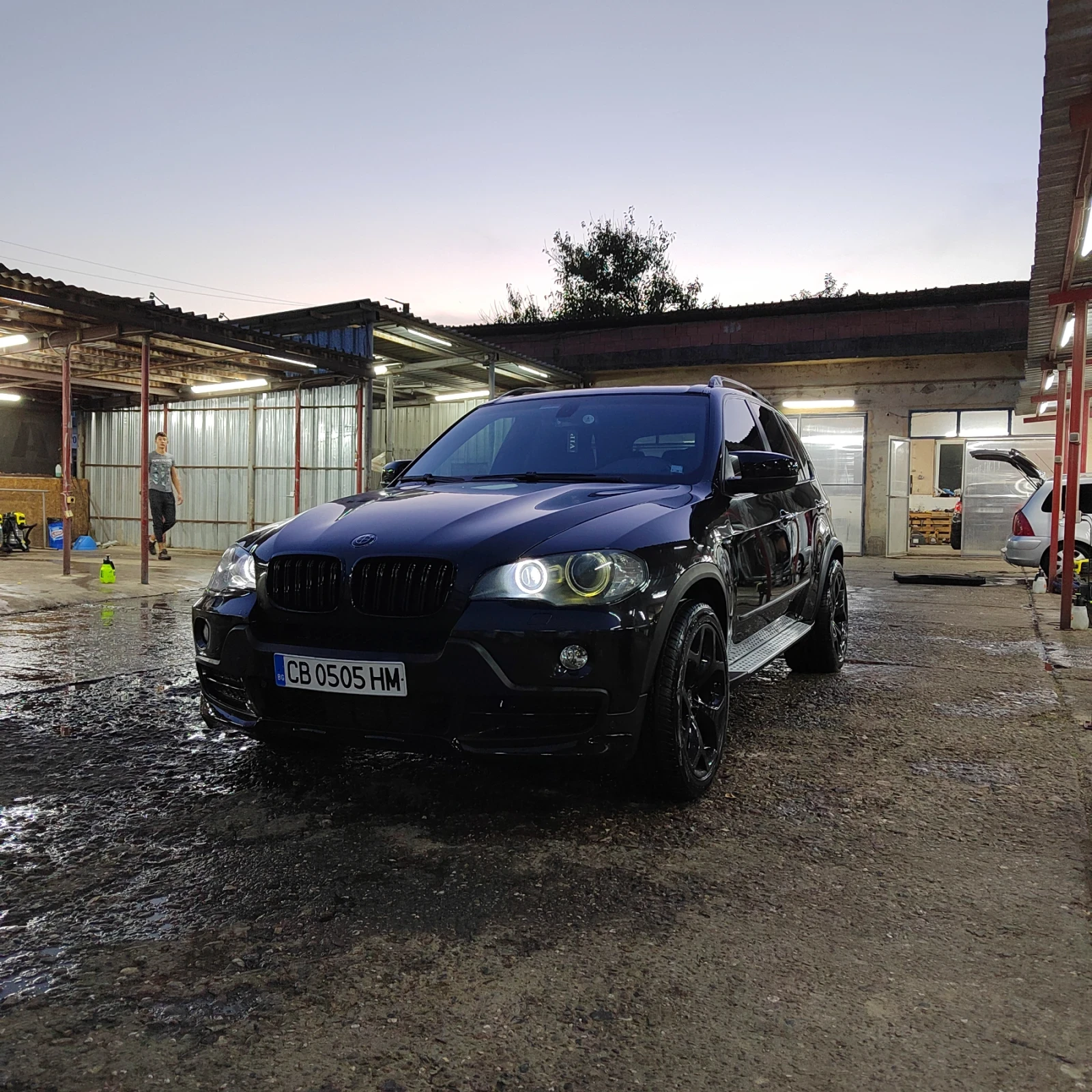 BMW X5 3.5 biturbo  - изображение 7
