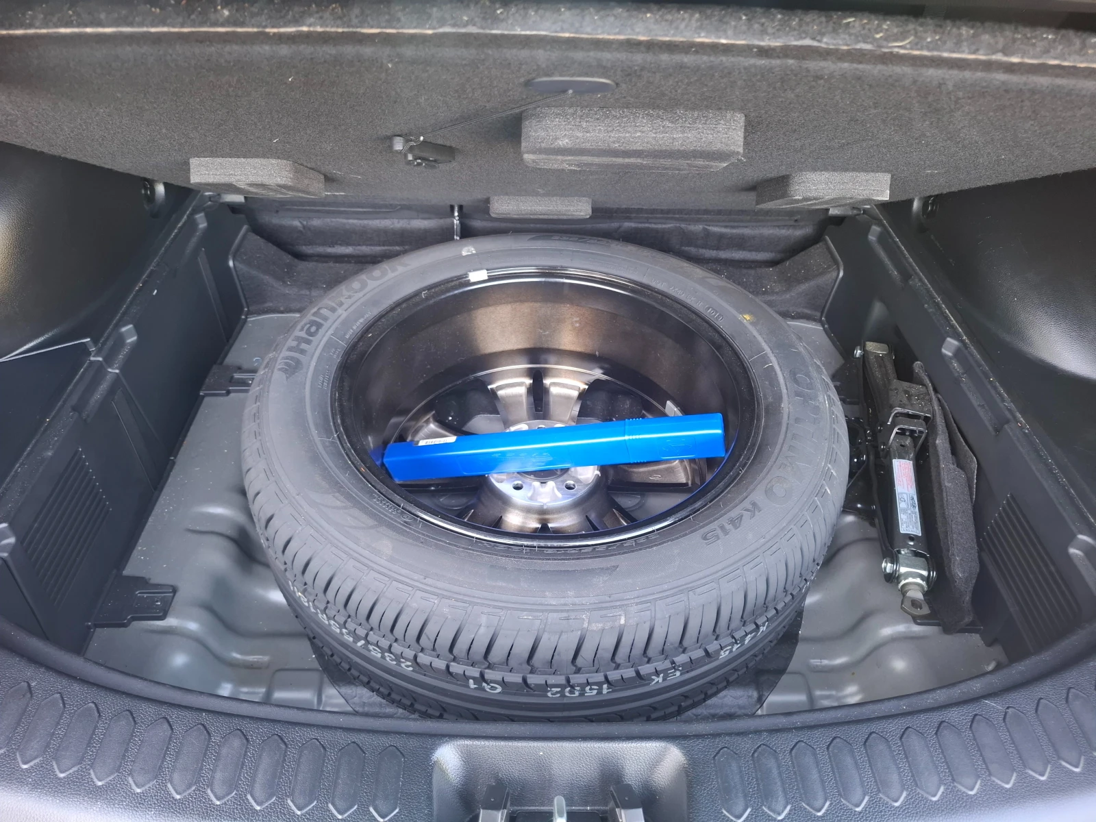 Kia Sportage 2.0CRDI, снимка 13 - Автомобили и джипове - 54570601