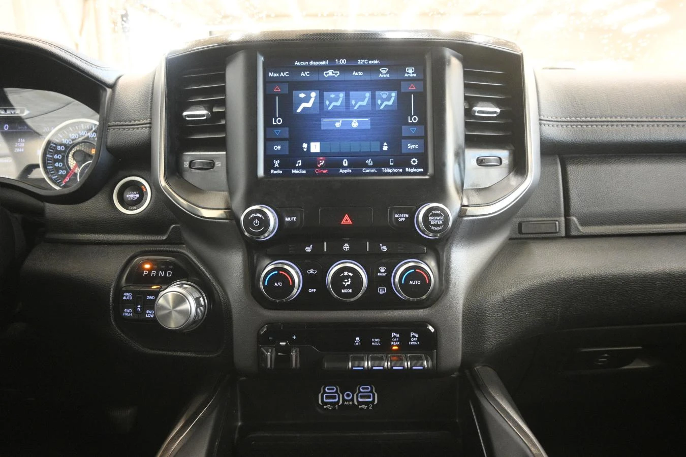 Dodge RAM 1500 Sport 5.7 Hemi, снимка 10 - Автомобили и джипове - 55445137
