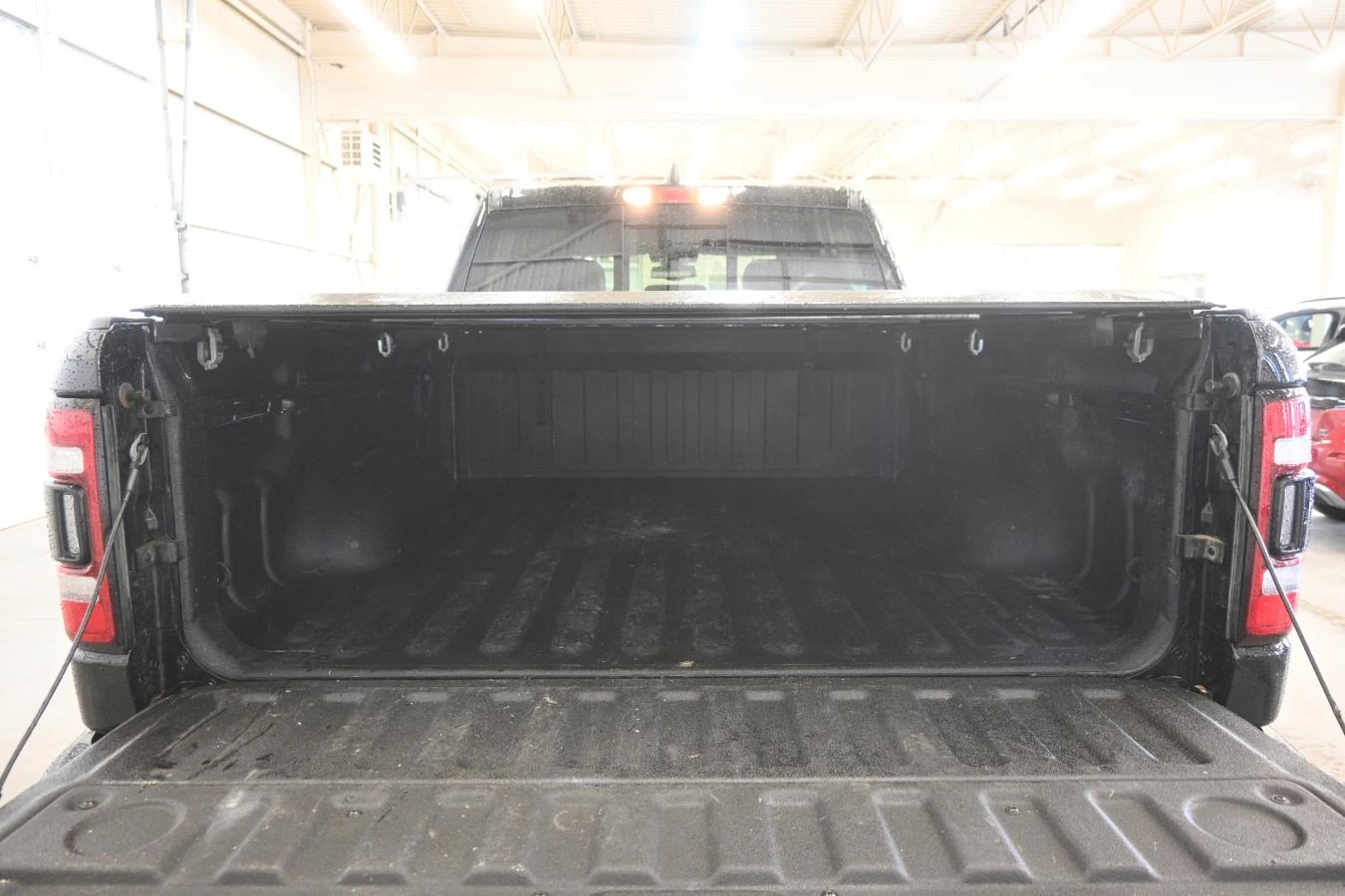 Dodge RAM 1500 Sport 5.7 Hemi, снимка 14 - Автомобили и джипове - 55445137