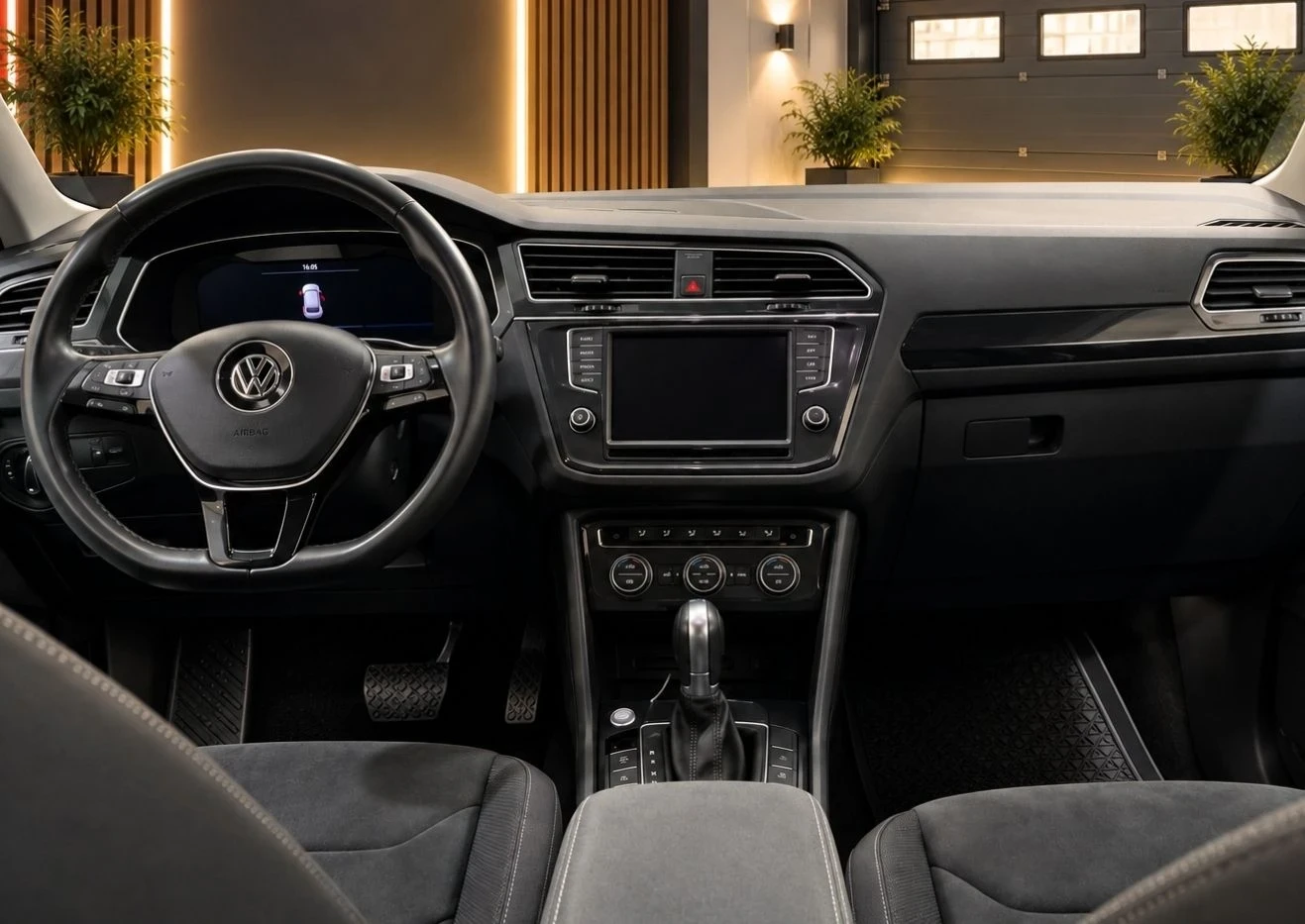 VW Tiguan 2.0TDI EXECUTIVE DSG7 DIGITAL COCKPIT FULL LED, снимка 3 - Автомобили и джипове - 56192576