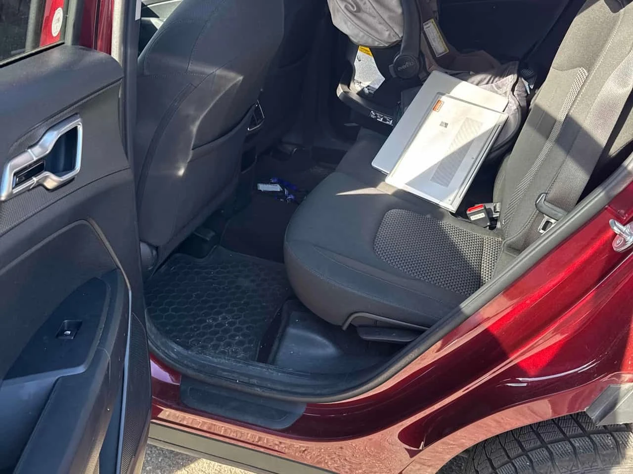 Kia Sportage * ���������� * ������ ���������������� *  | Mobile.bg � ����������� 10