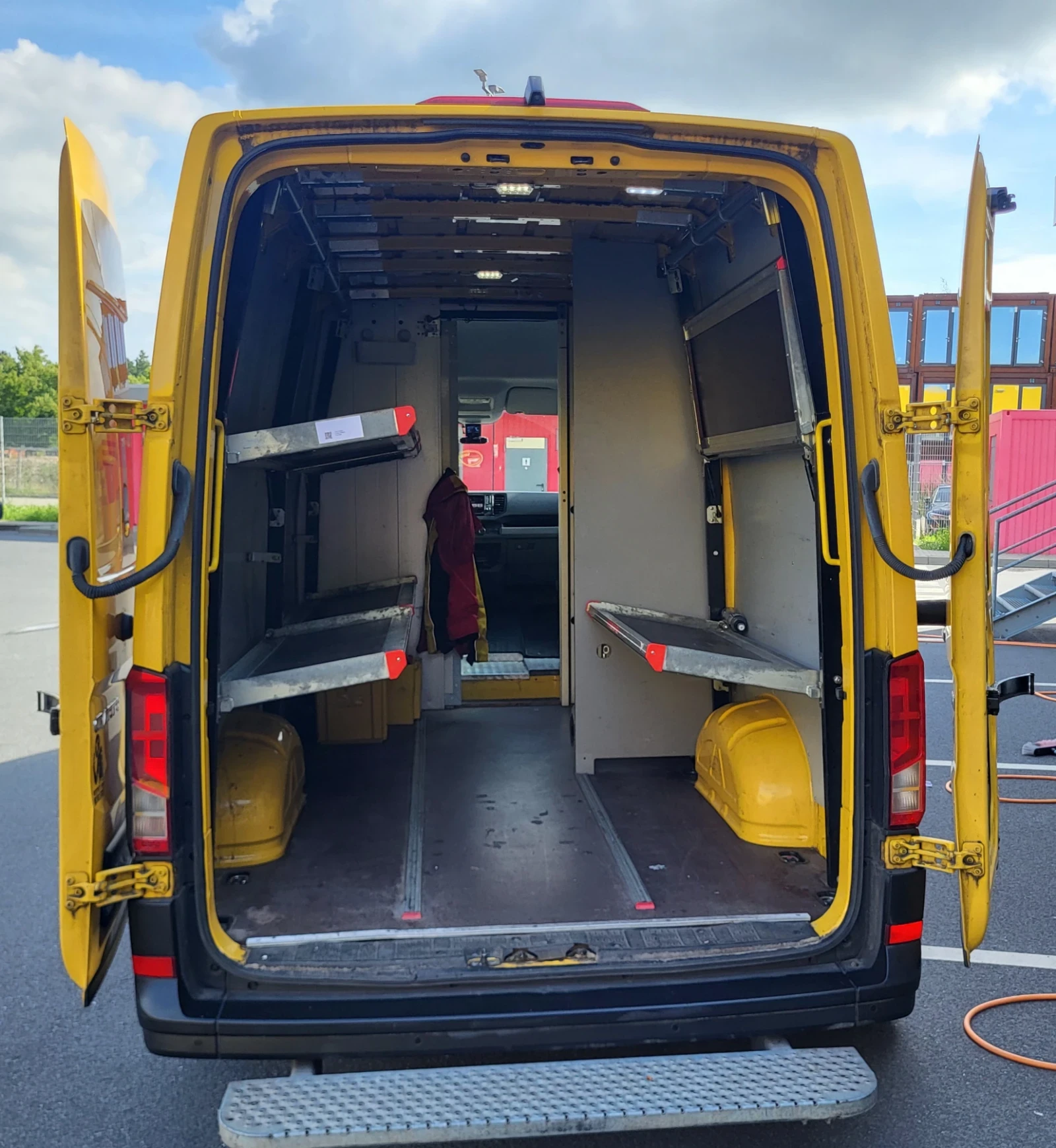VW Crafter DHL - изображение 6