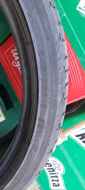 Гуми Летни 245/35R19, снимка 8