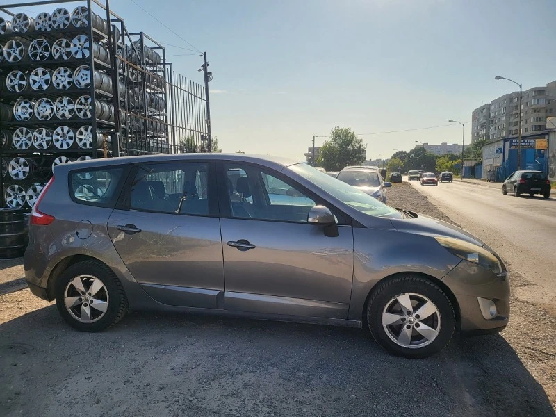 Renault Grand scenic 1.9cdti- 7 места, снимка 5 - Автомобили и джипове - 47061116