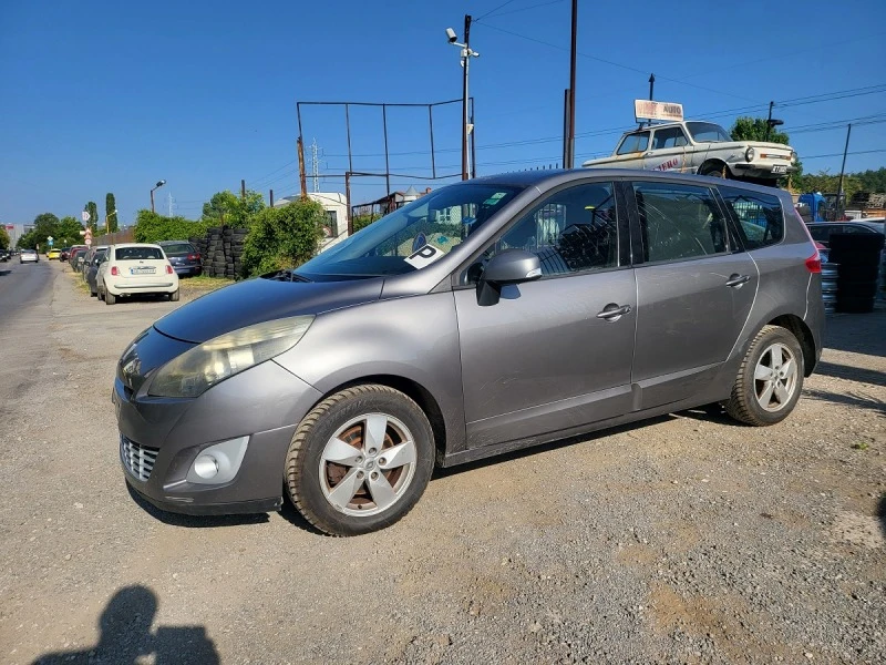 Renault Grand scenic 1.9cdti- 7 места, снимка 1 - Автомобили и джипове - 47061116