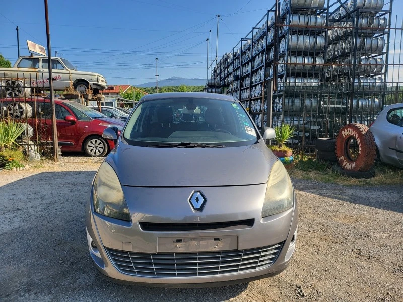 Renault Grand scenic 1.9cdti- 7 места, снимка 3 - Автомобили и джипове - 47061116