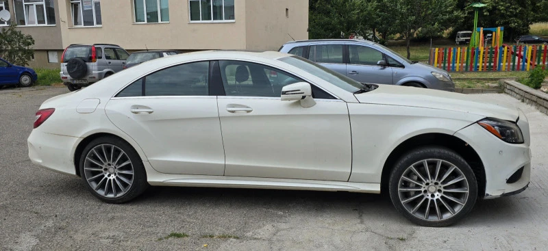 Mercedes-Benz CLS 500 Amg Бяла Перла, снимка 6 - Автомобили и джипове - 46188411