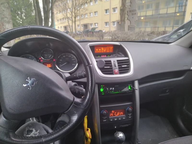 Peugeot 207, снимка 6 - Автомобили и джипове - 46942492