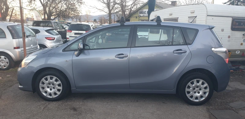 Toyota Verso 1.6VALVE MATIC ВНОС ИТАЛИЯ БЕЗ РЪЖДИ И ЗАБЕЛЕЖКИ , снимка 7 - Автомобили и джипове - 47777738