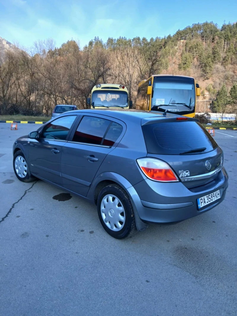 Opel Astra 1.7D, снимка 5 - Автомобили и джипове - 48489610