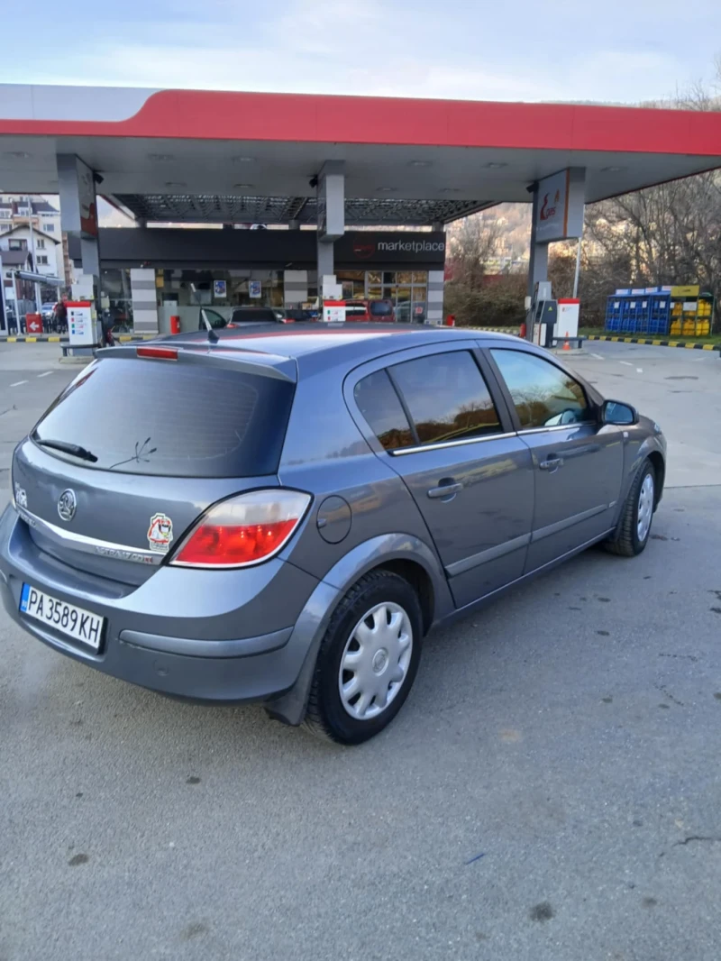 Opel Astra 1.7D, снимка 7 - Автомобили и джипове - 48489610