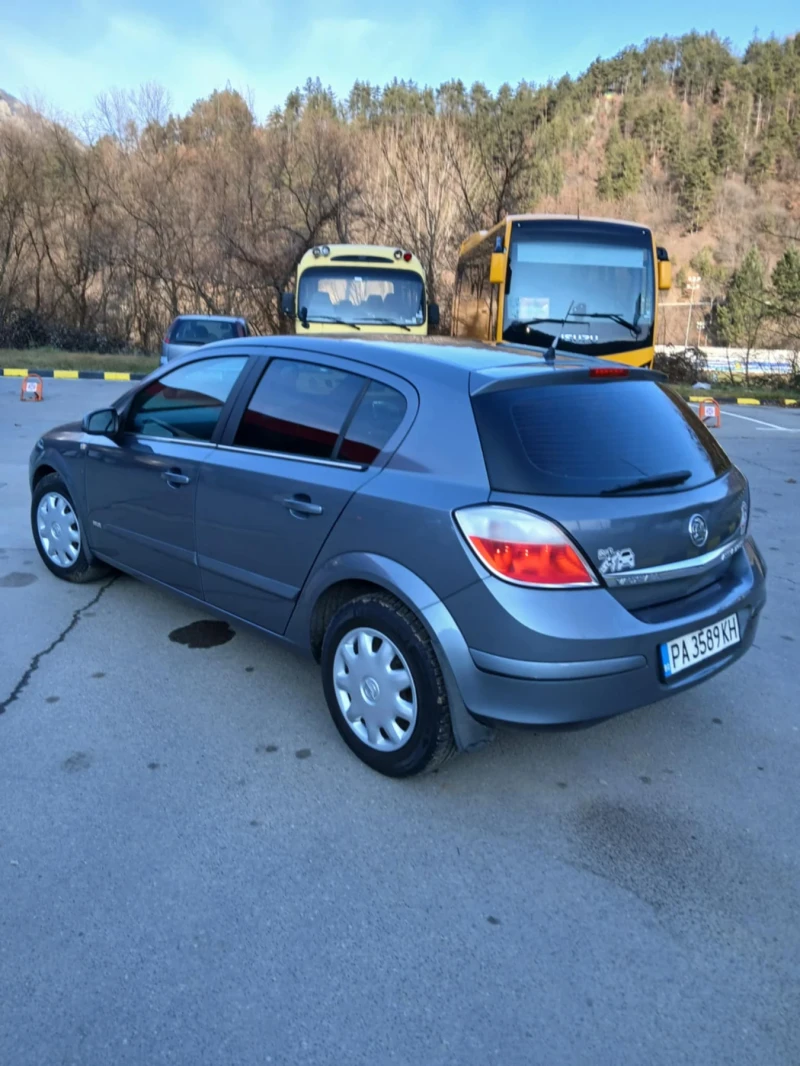 Opel Astra 1.7D, снимка 3 - Автомобили и джипове - 48489610