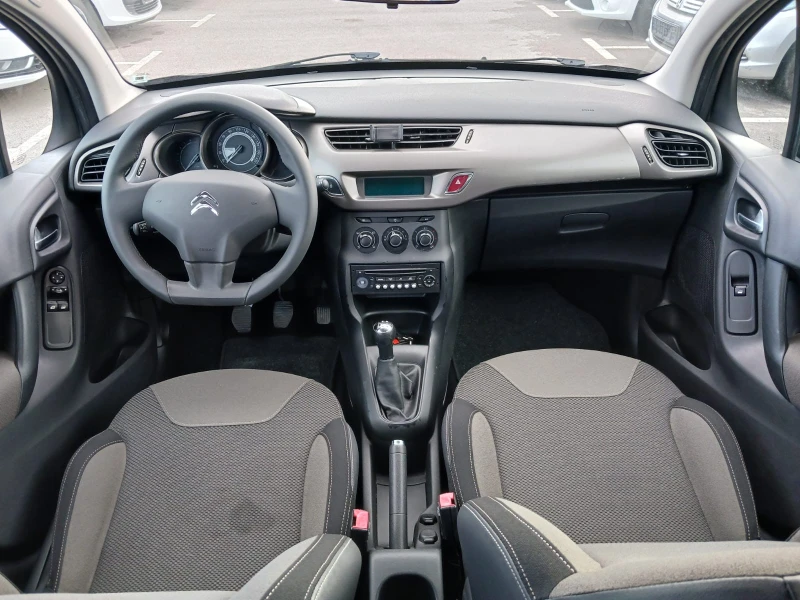 Citroen C3 1.2, снимка 8 - Автомобили и джипове - 48541868