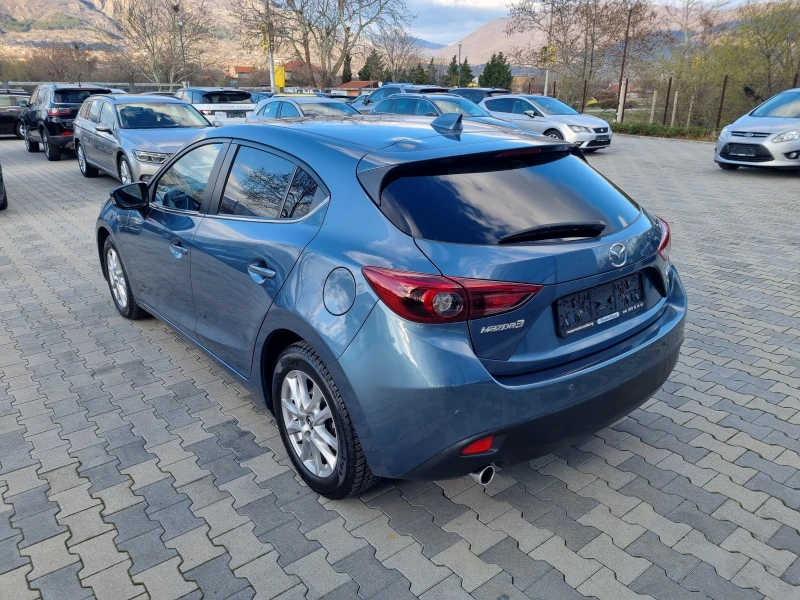 Mazda 3 2.2D-150кс СЕРВИЗНА ИСТОРИЯ в MAZDA!, снимка 4 - Автомобили и джипове - 49546237