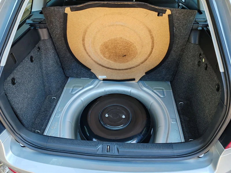 Skoda Octavia, снимка 8 - Автомобили и джипове - 51984184