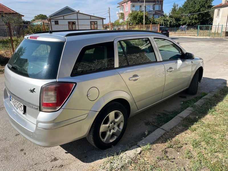 Opel Astra 1.7cdi, снимка 3 - Автомобили и джипове - 51713725