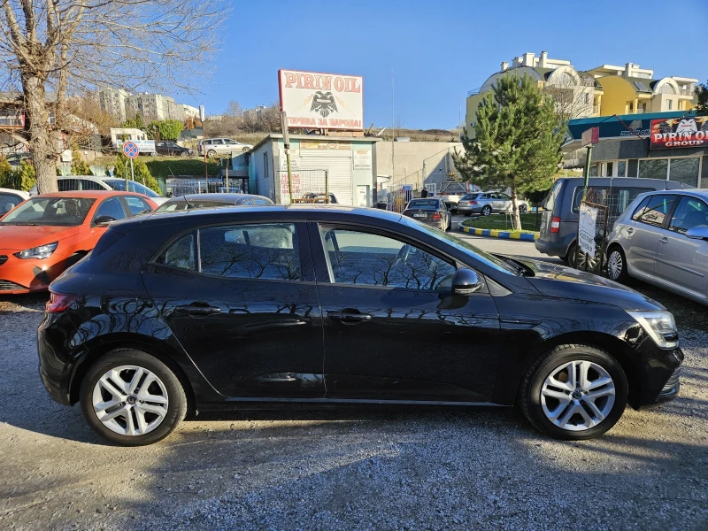 Renault Megane 1.2 Turbo euro6, снимка 3 - Автомобили и джипове - 52771425