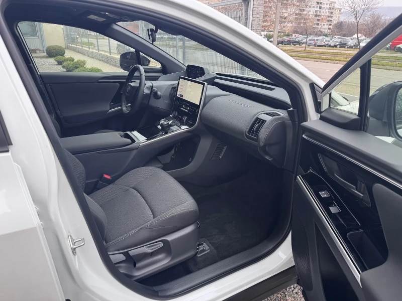 Toyota bZ4X 72Kwh BEV 18хил.км, снимка 9 - Автомобили и джипове - 52890503