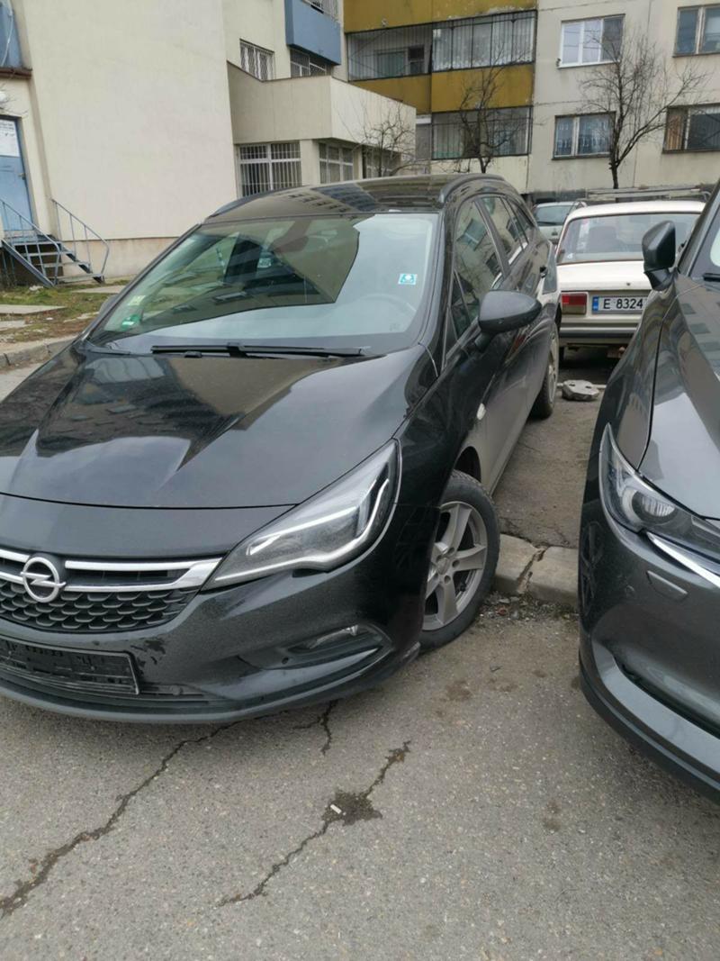 Opel Astra, снимка 2 - Автомобили и джипове - 46233678