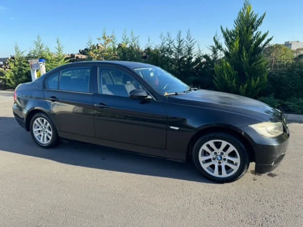 BMW 318, снимка 1 - Автомобили и джипове - 48228574