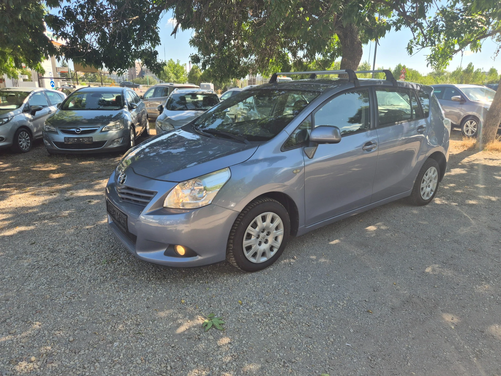Toyota Verso 1.6VALVE MATIC ВНОС ИТАЛИЯ БЕЗ РЪЖДИ И ЗАБЕЛЕЖКИ 