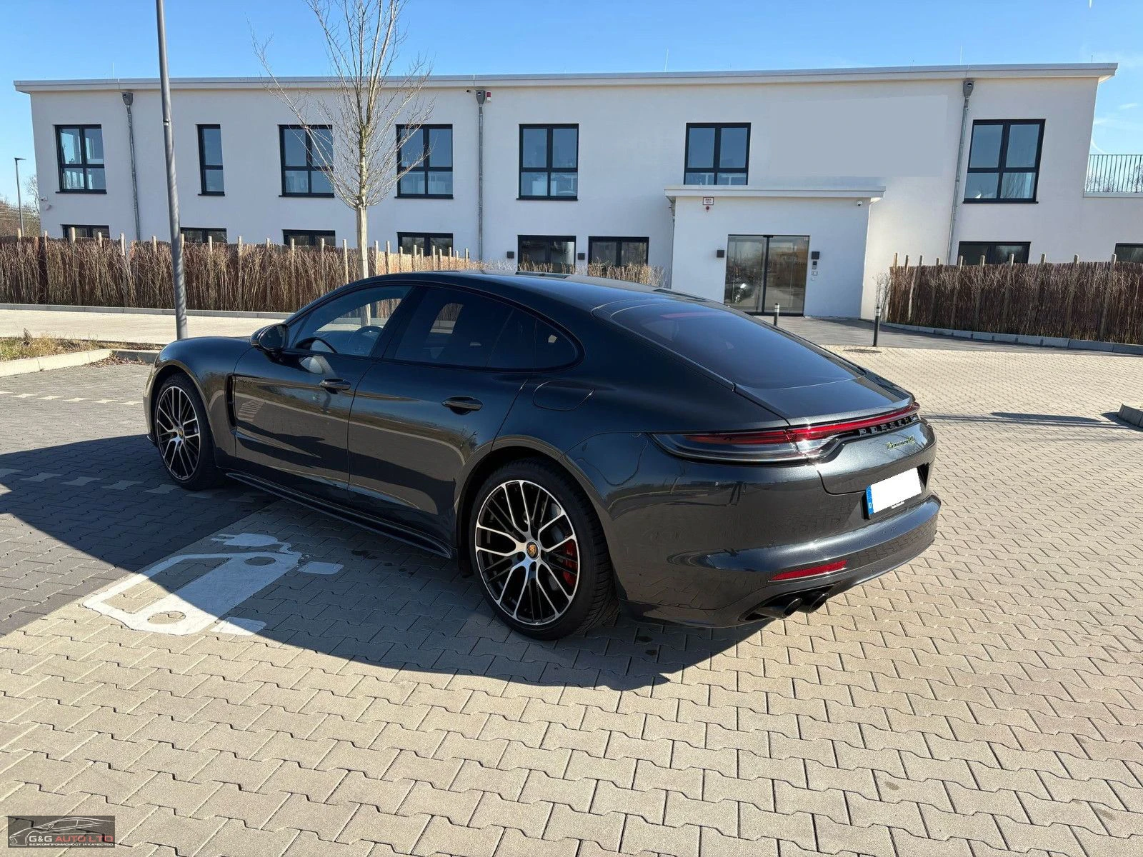 Porsche Panamera 4S E-HYBRID/560HP/360/NAVI/AMBI/LED/HUD/263vpr - изображение 2