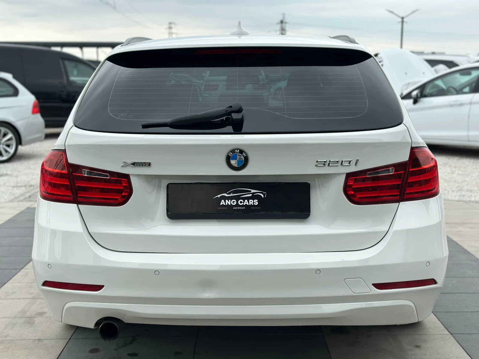 BMW 320 i* Mpack* Регистриран* xDrive*  - изображение 8