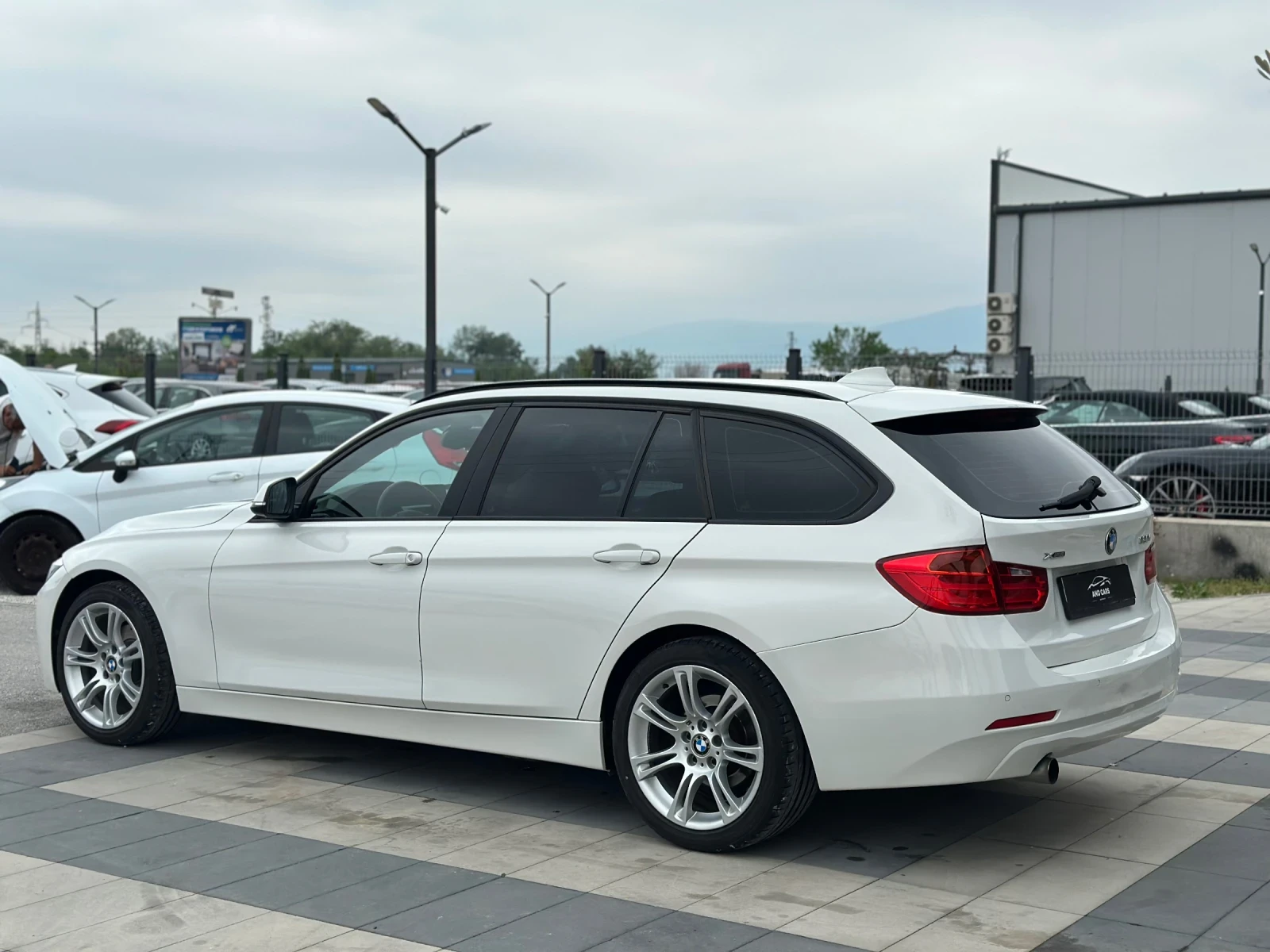 BMW 320 i* Mpack* Регистриран* xDrive*  - изображение 4
